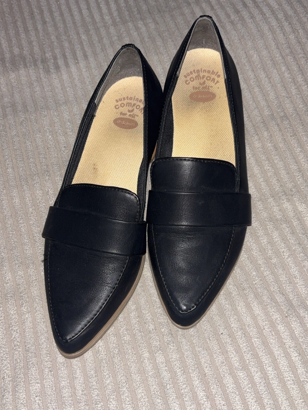 Dr. Scholl's Black Pointed-Toe Penny Loafers